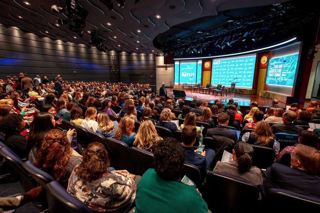 573468411 1296247272542547 131074185564047744 N