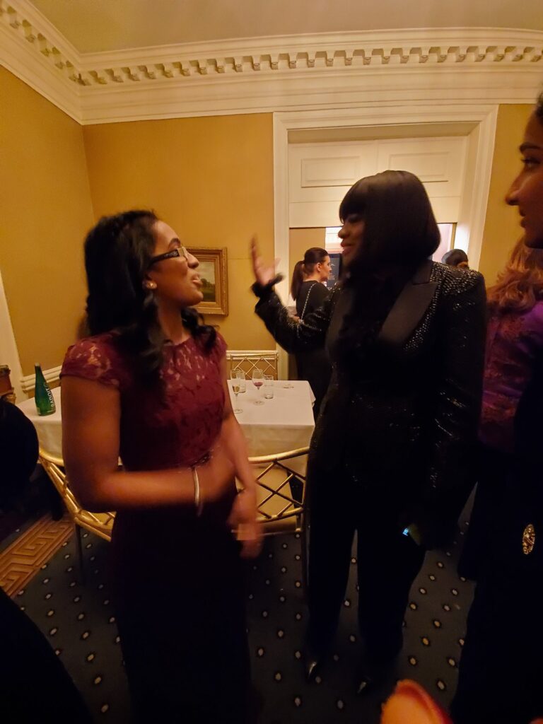 74317693 10217677543864344 2657304447947898880 N